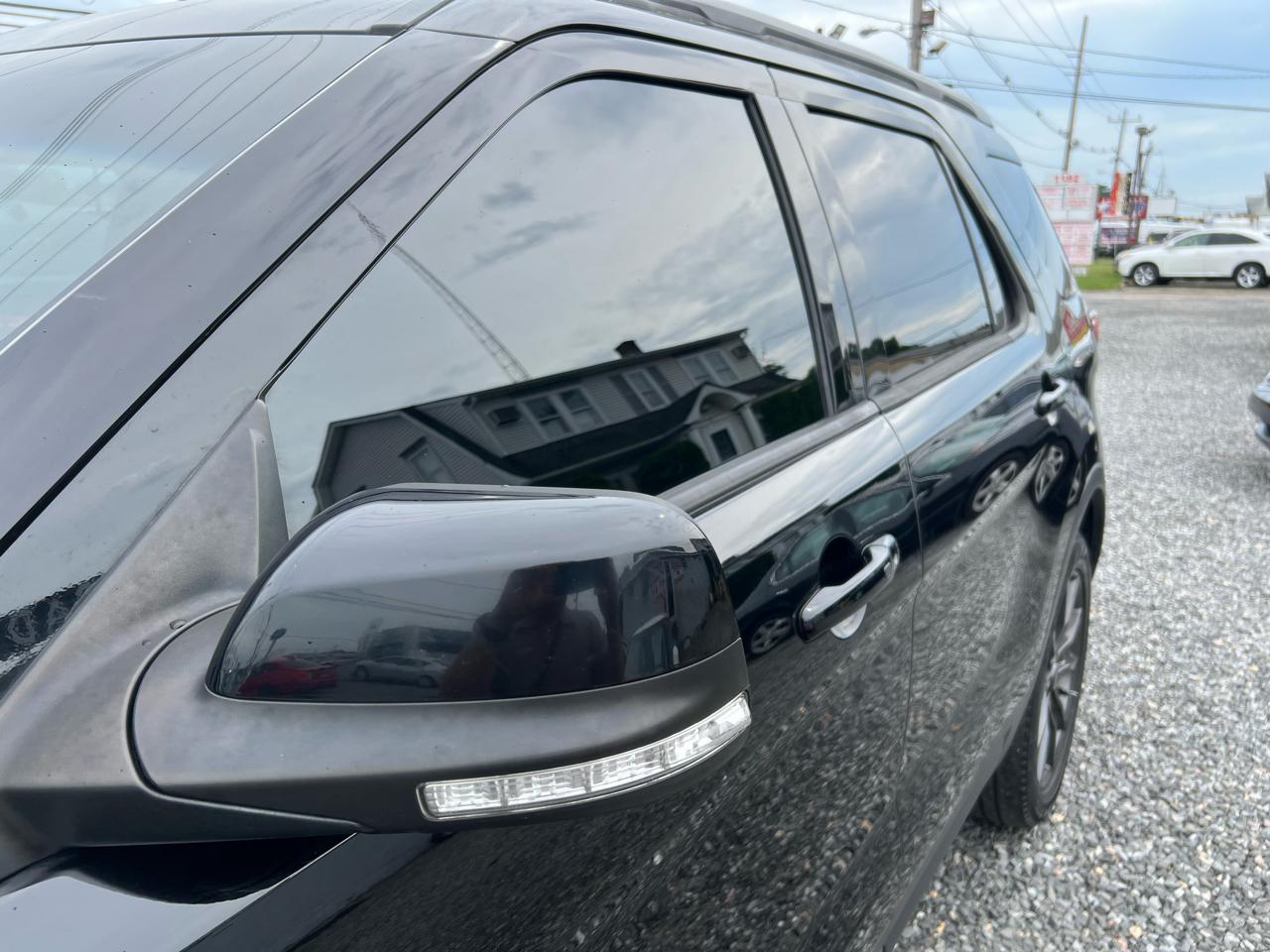 Ford Explorer 4dr Wagon XLT 2018
