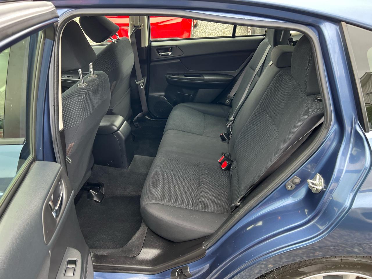 Subaru Impreza 2.0i Premium 5-Door w/All Weather Package 2013