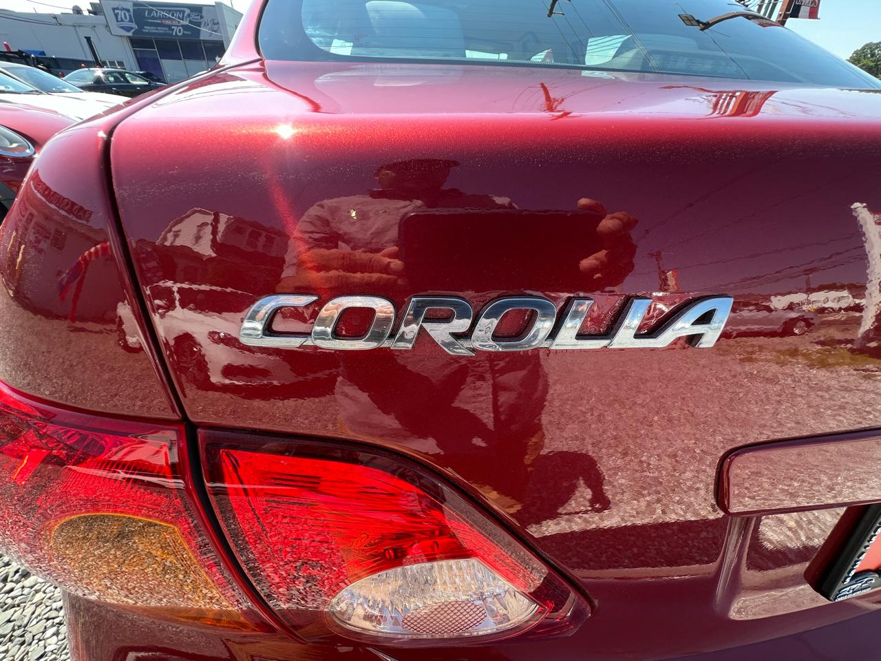 Toyota Corolla 4dr Sdn LE Auto 2010