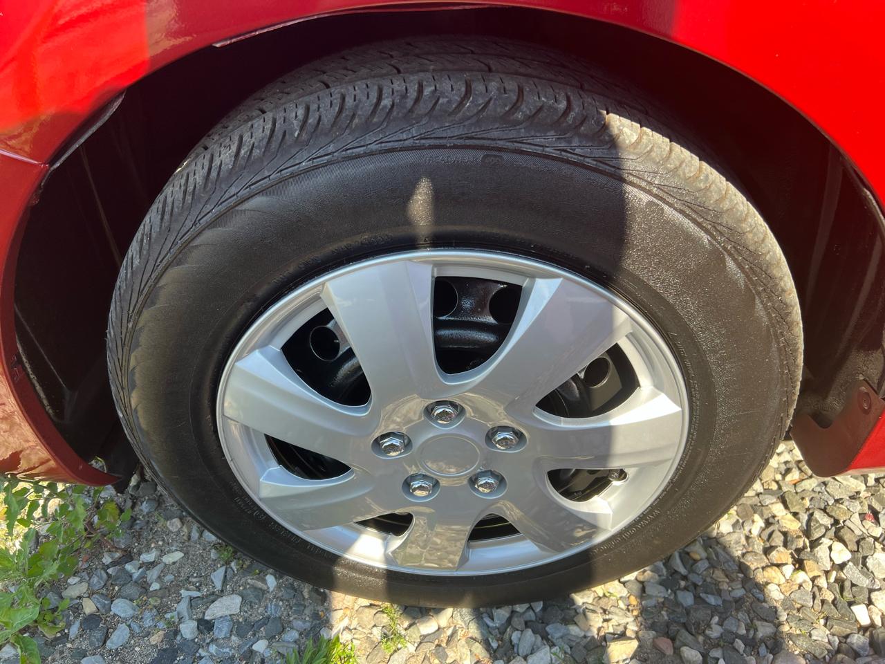 Toyota Corolla 4dr Sdn LE Auto 2010