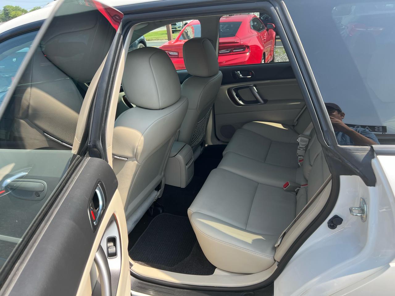 Subaru Outback 2.5i Limited 2009