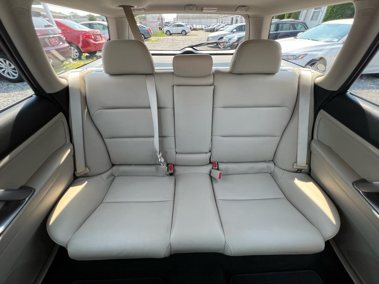 Subaru Outback 2.5i Limited 2009