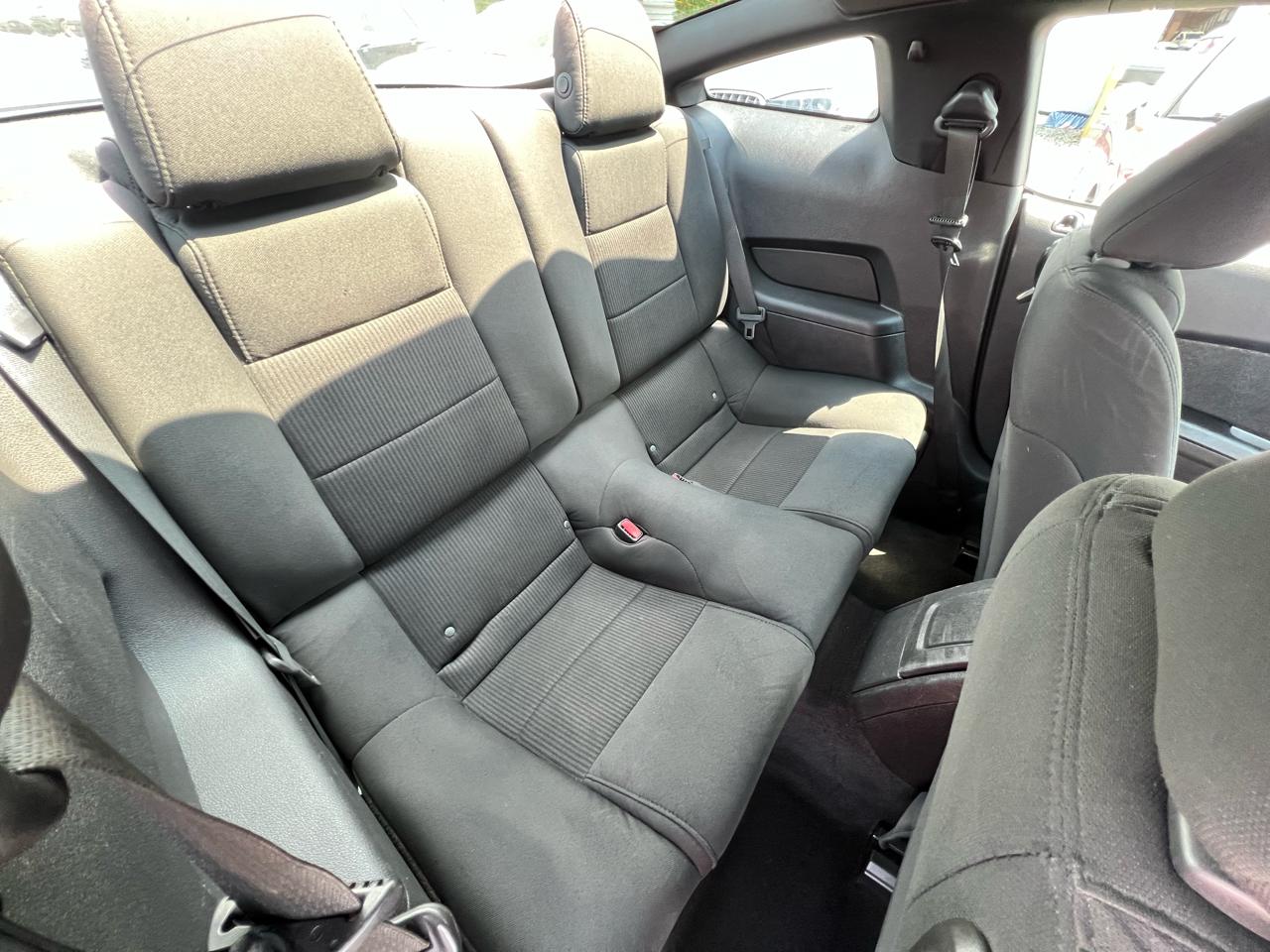 Ford Mustang V6 Coupe 2011