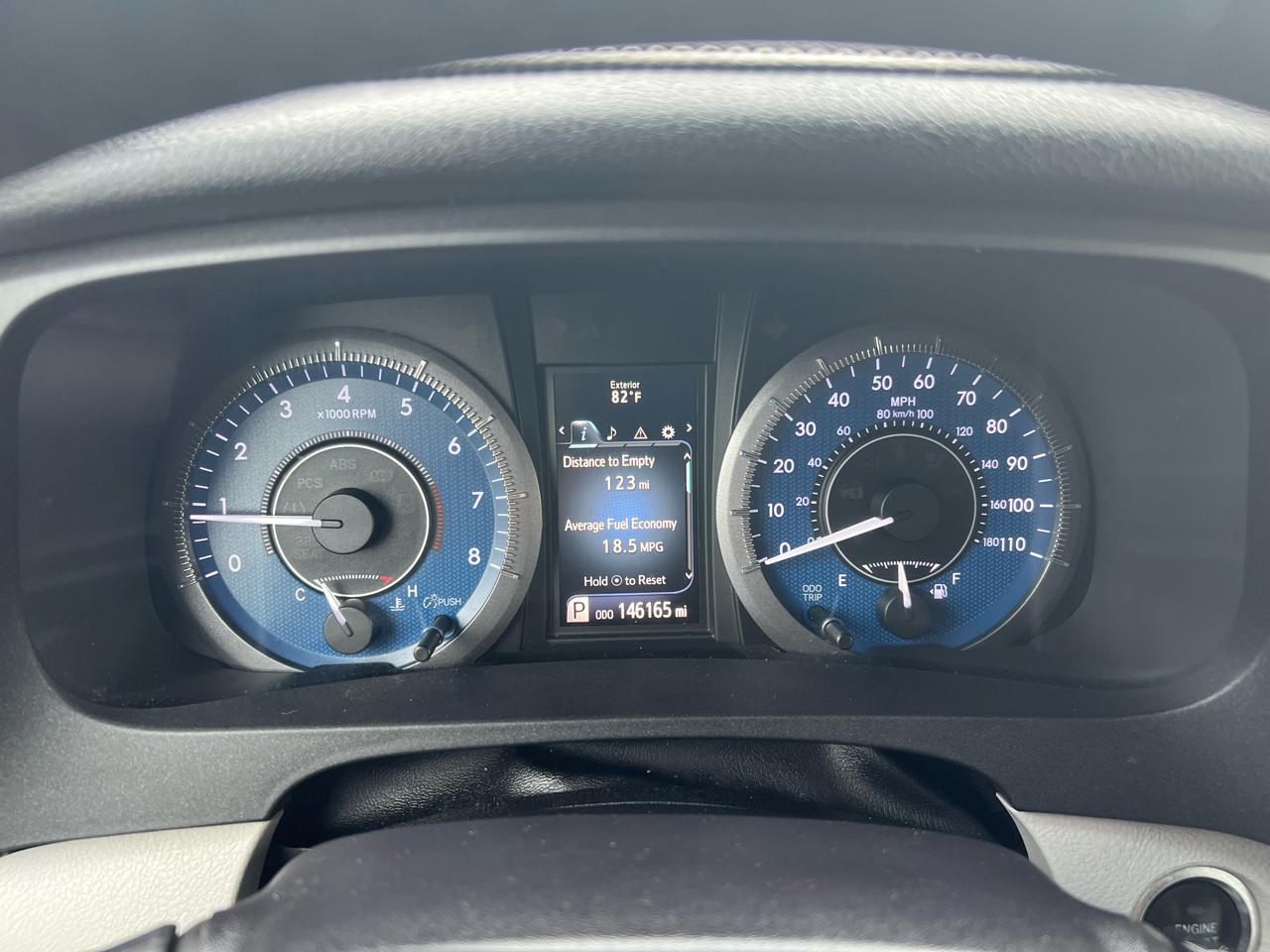 Toyota Sienna XLE FWD 8-Passenger V6 2015