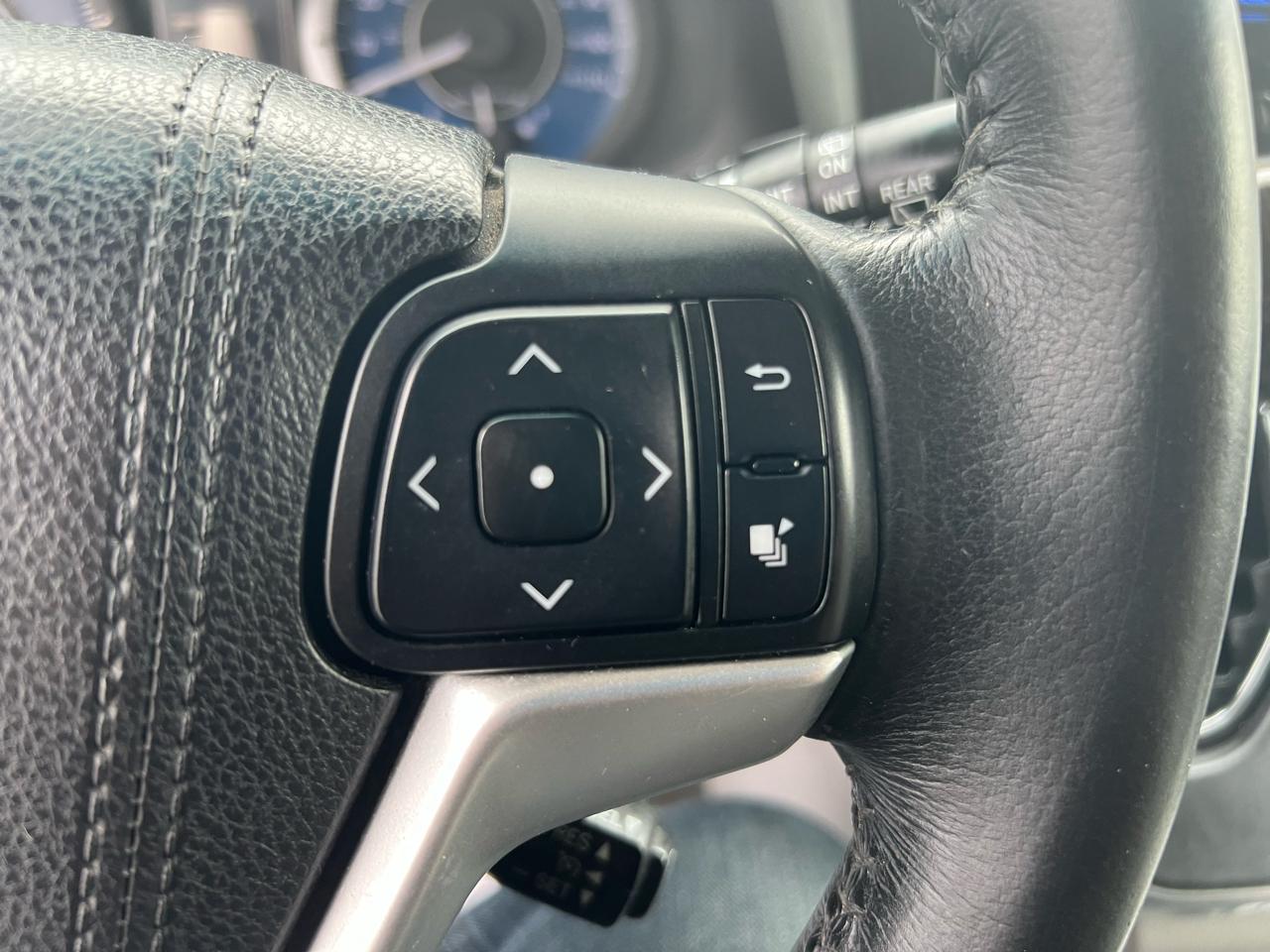 Toyota Sienna XLE FWD 8-Passenger V6 2015