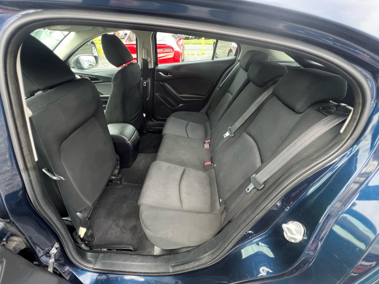 Mazda MAZDA3 i Sport AT 4-Door 2015