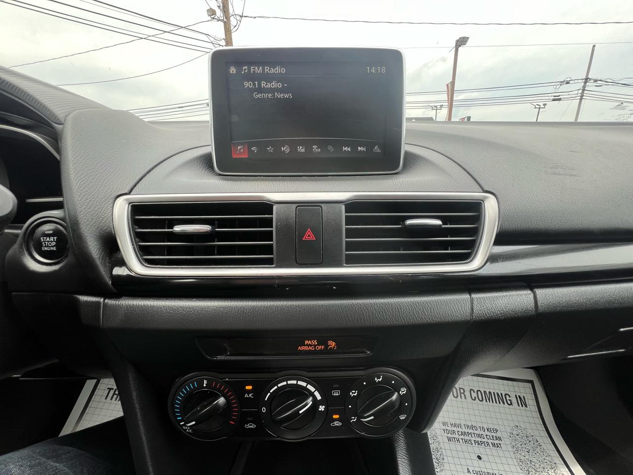 Mazda MAZDA3 i Sport AT 4-Door 2015
