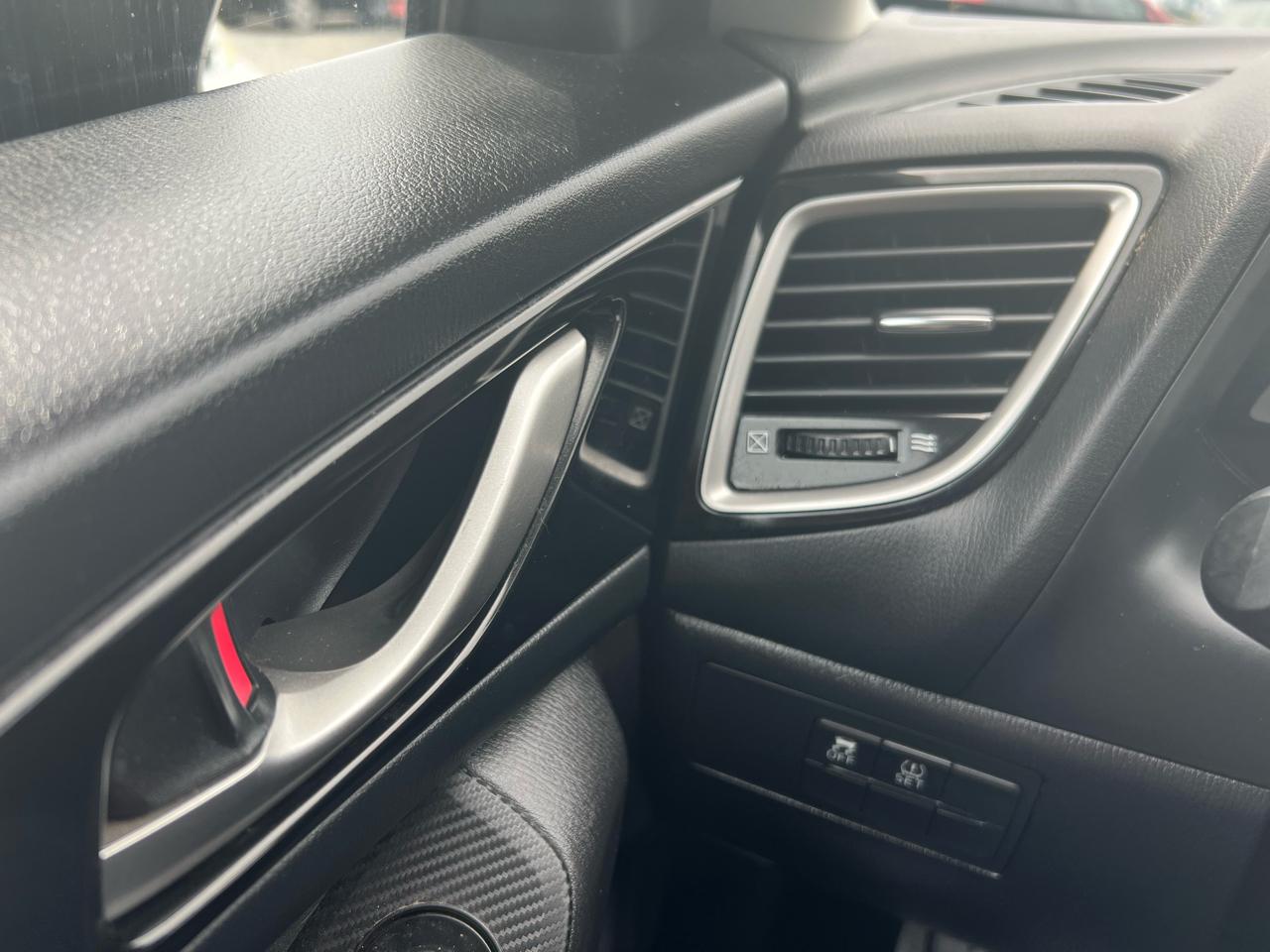 Mazda MAZDA3 i Sport AT 4-Door 2015