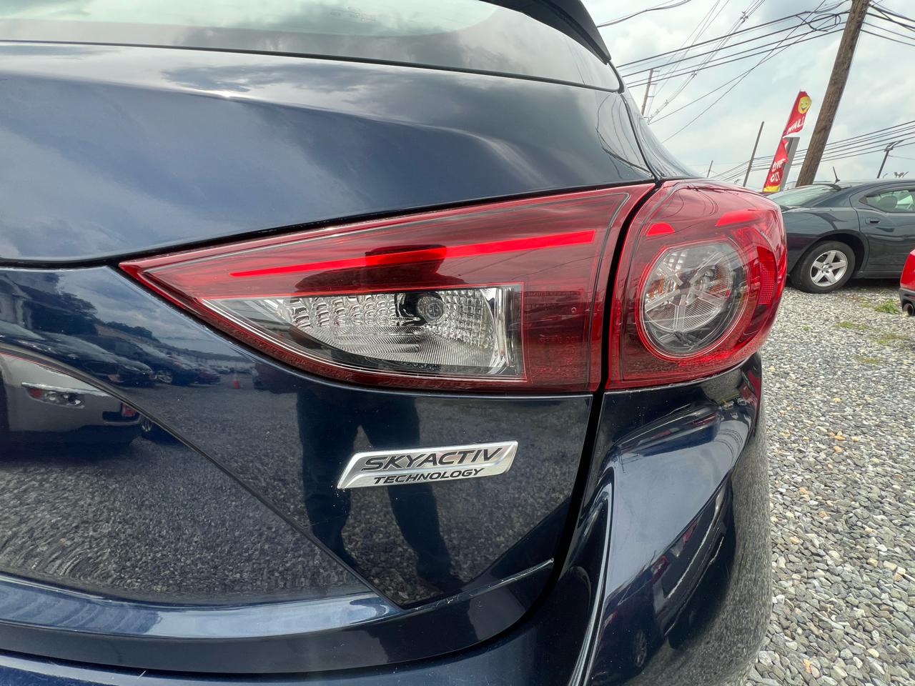 Mazda MAZDA3 i Sport AT 4-Door 2015