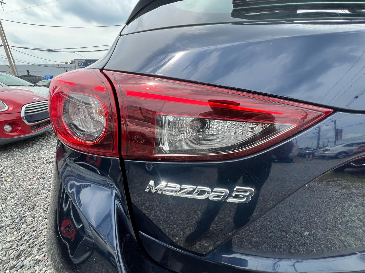 Mazda MAZDA3 i Sport AT 4-Door 2015