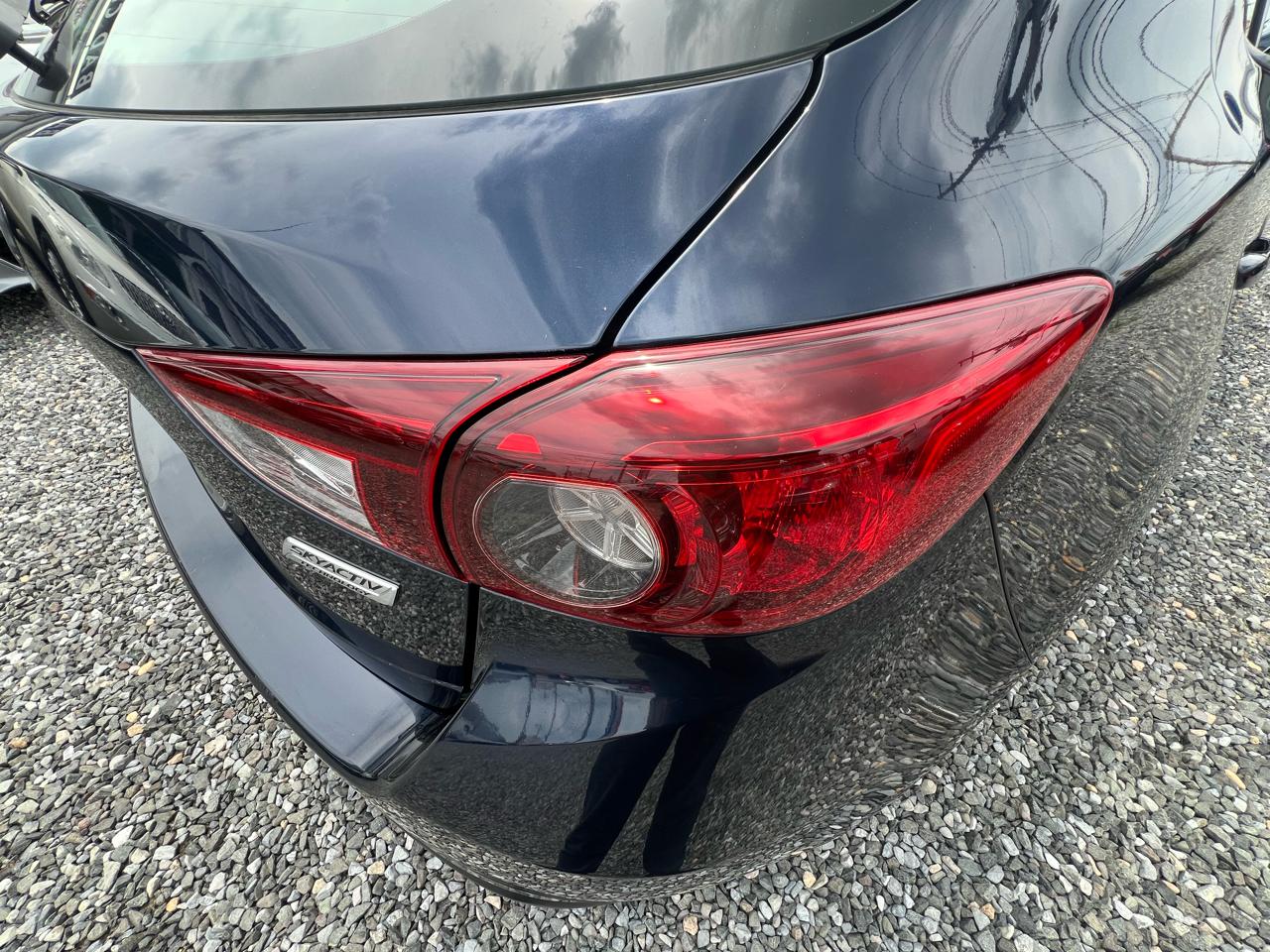 Mazda MAZDA3 i Sport AT 4-Door 2015