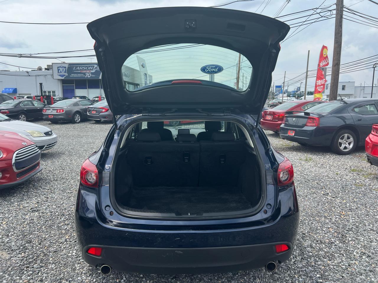 Mazda MAZDA3 i Sport AT 4-Door 2015