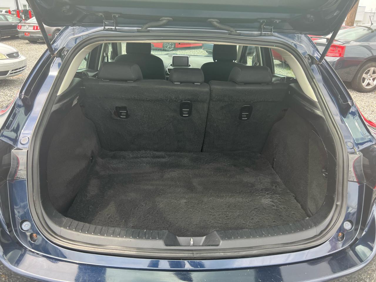 Mazda MAZDA3 i Sport AT 4-Door 2015