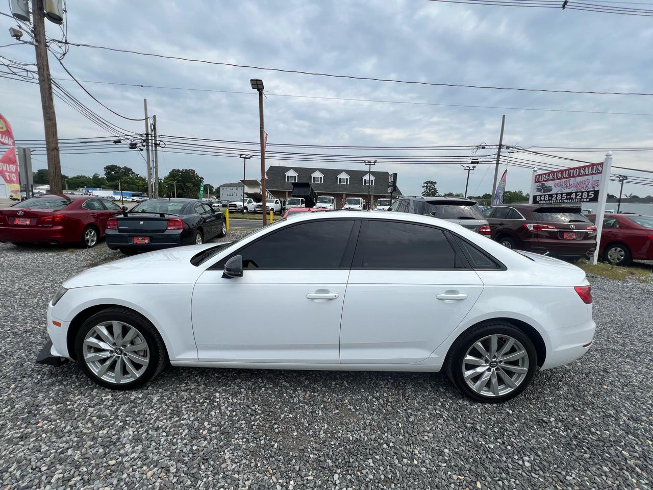 Audi A4 2.0T Premium quattro Sedan 2017