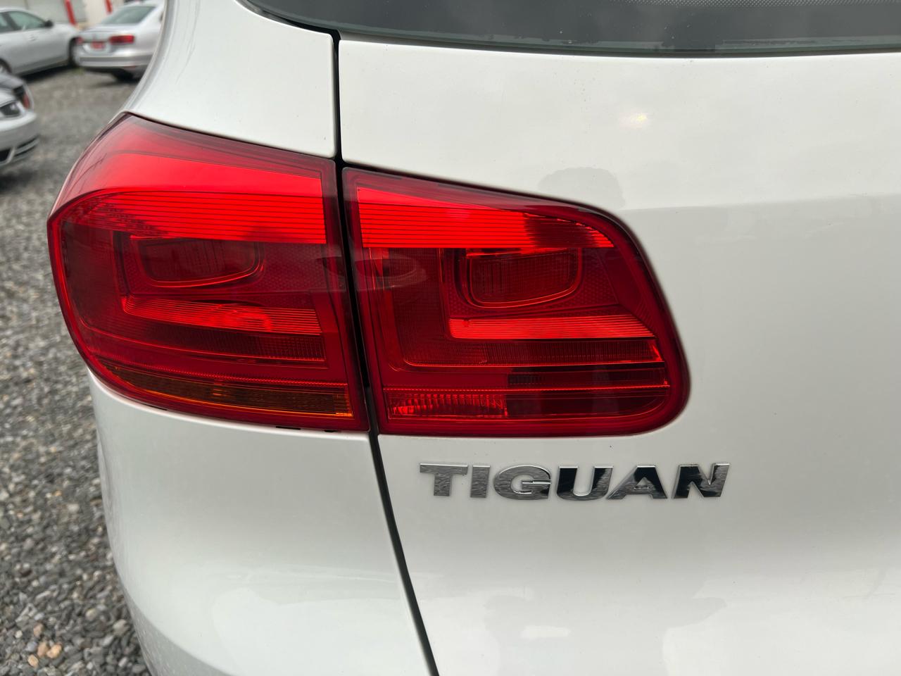 Volkswagen Tiguan S 4Motion 2017