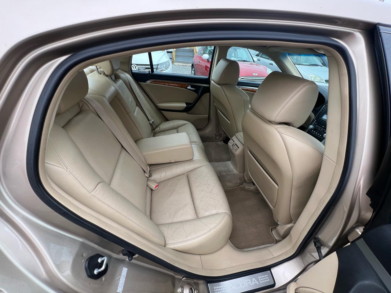 Acura TL 5-Speed AT 2006