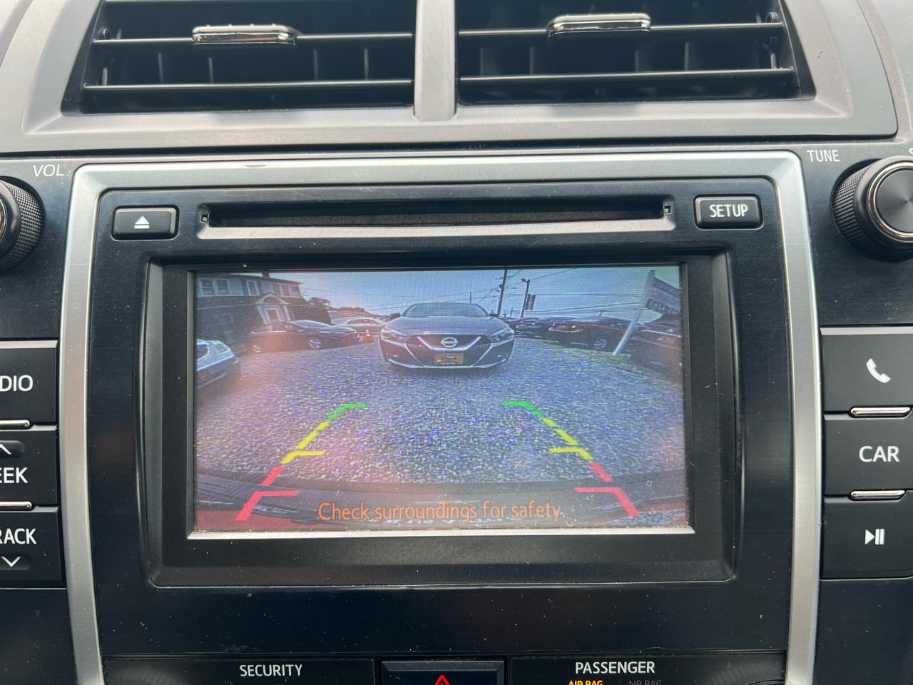 Toyota Camry 4dr Sdn I4 Auto SE (Natl) 2012