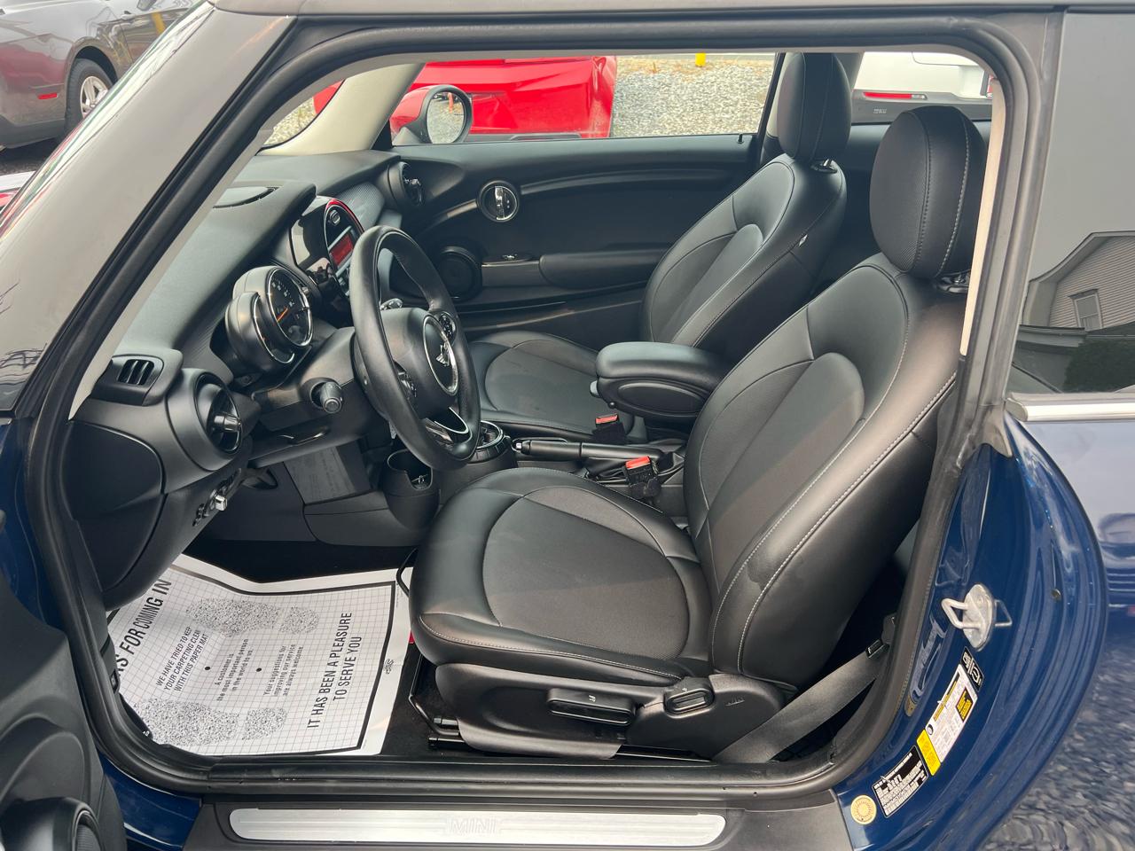 MINI Cooper Base 2D Hatchback 2015