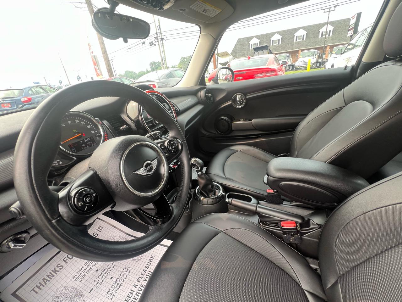 MINI Cooper Base 2D Hatchback 2015