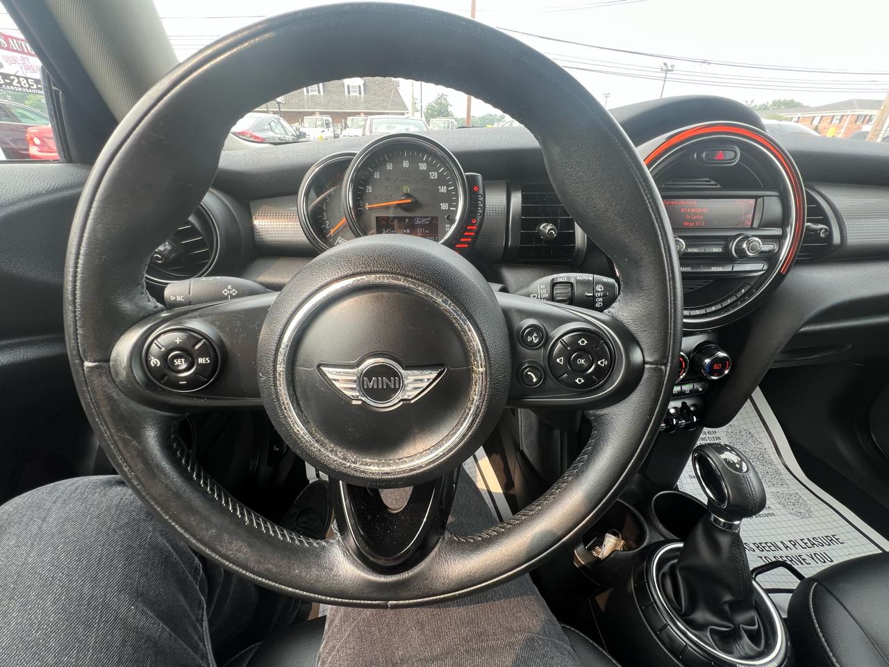 MINI Cooper Base 2D Hatchback 2015