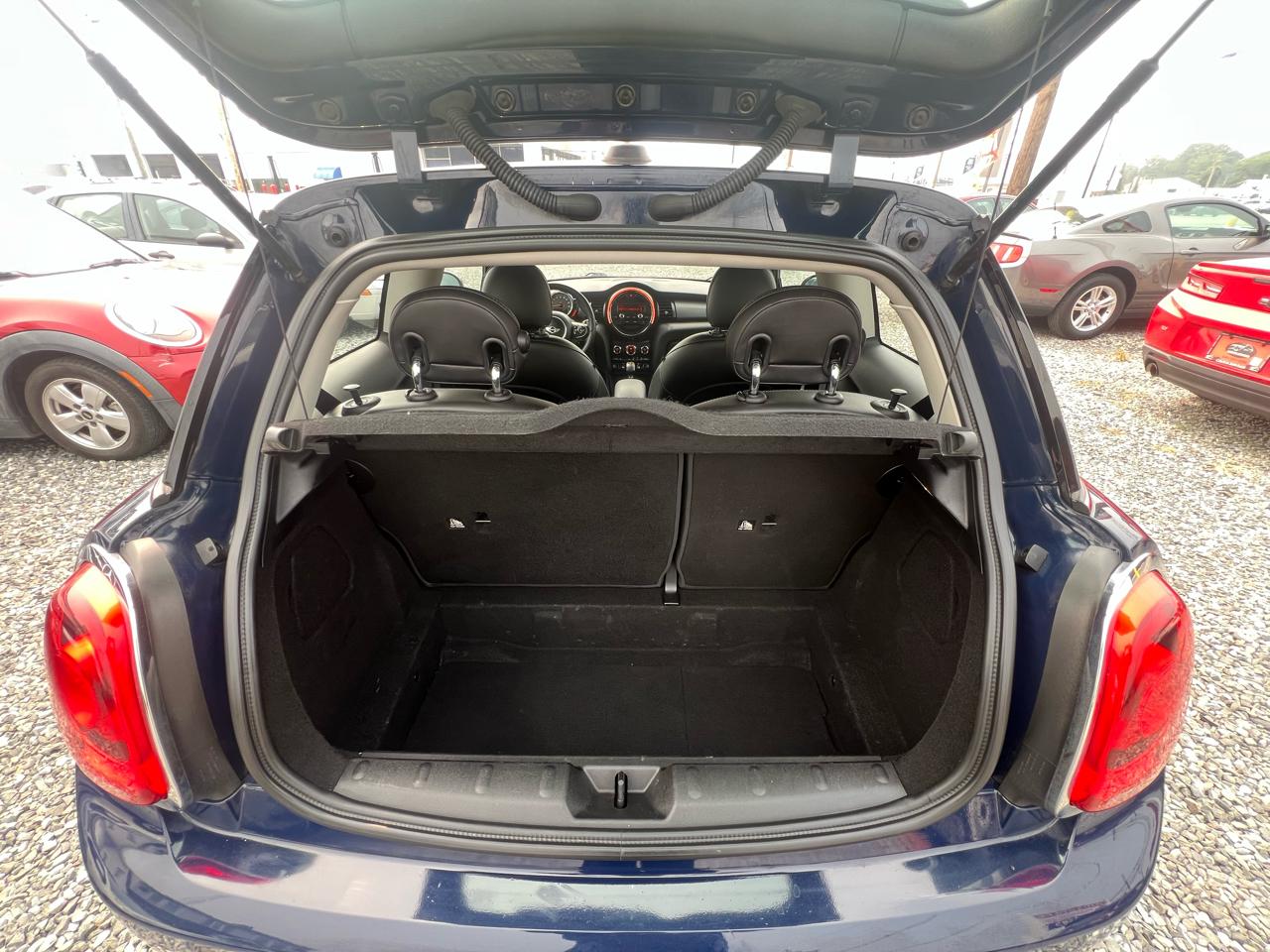 MINI Cooper Base 2D Hatchback 2015