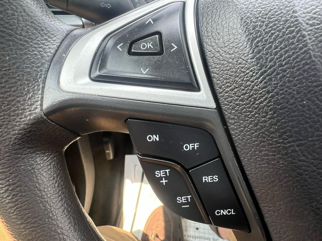 Ford Fusion SE 2016