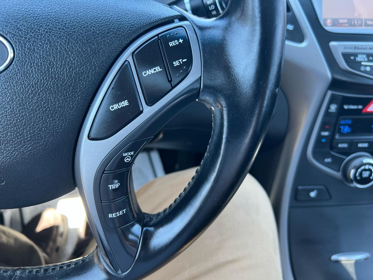 Hyundai Elantra Limited 2014