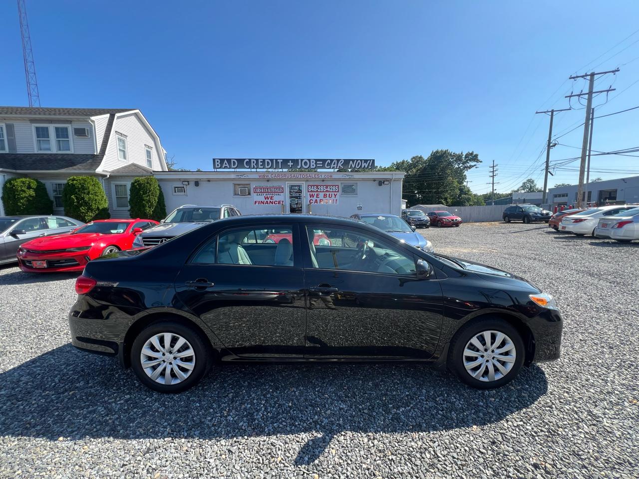 Toyota Corolla 4dr Sdn LE Auto 2012