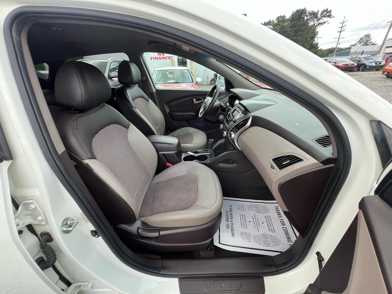 Hyundai Tucson AWD 4dr Auto Limited 2012