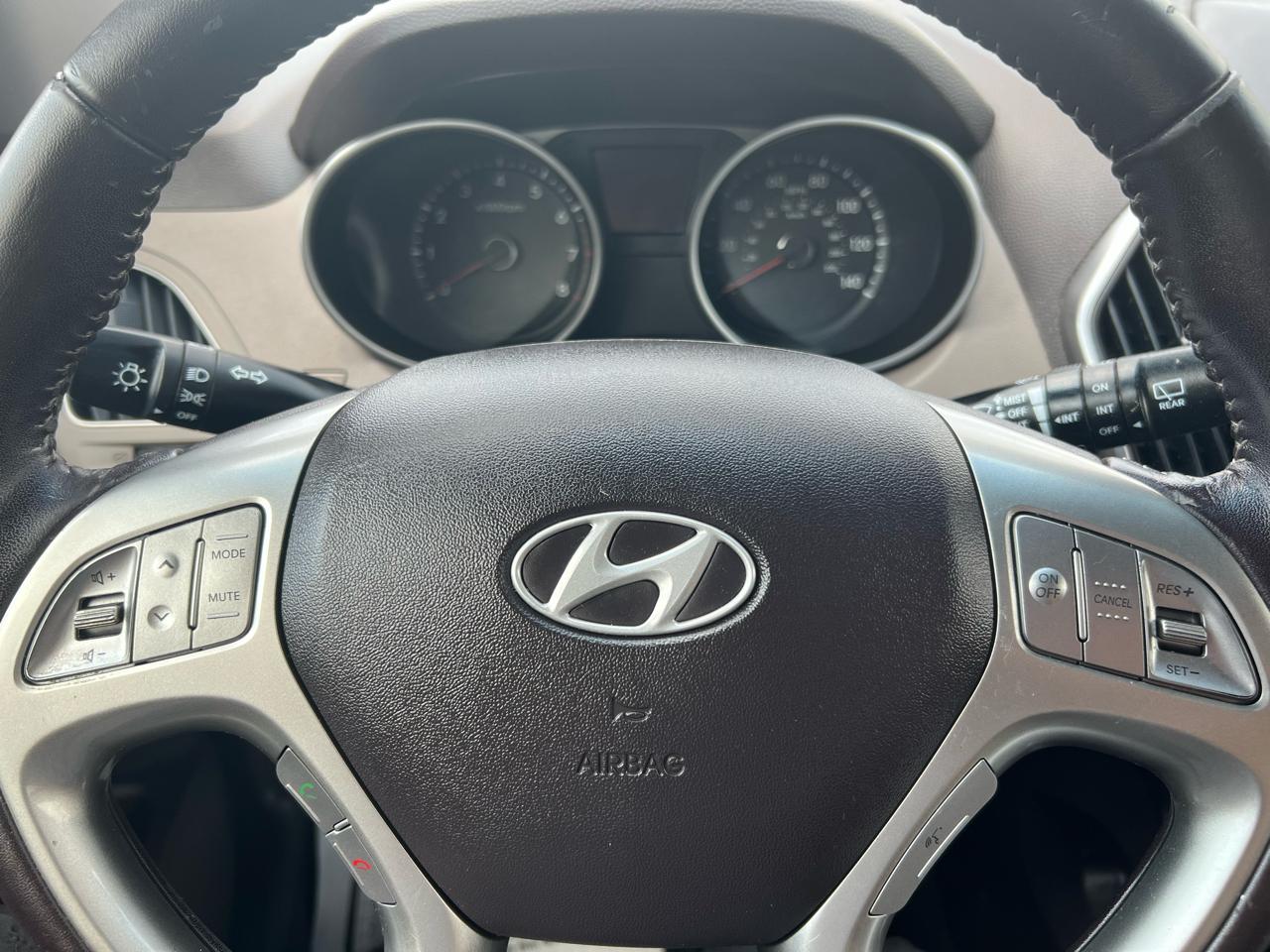 Hyundai Tucson AWD 4dr Auto Limited 2012