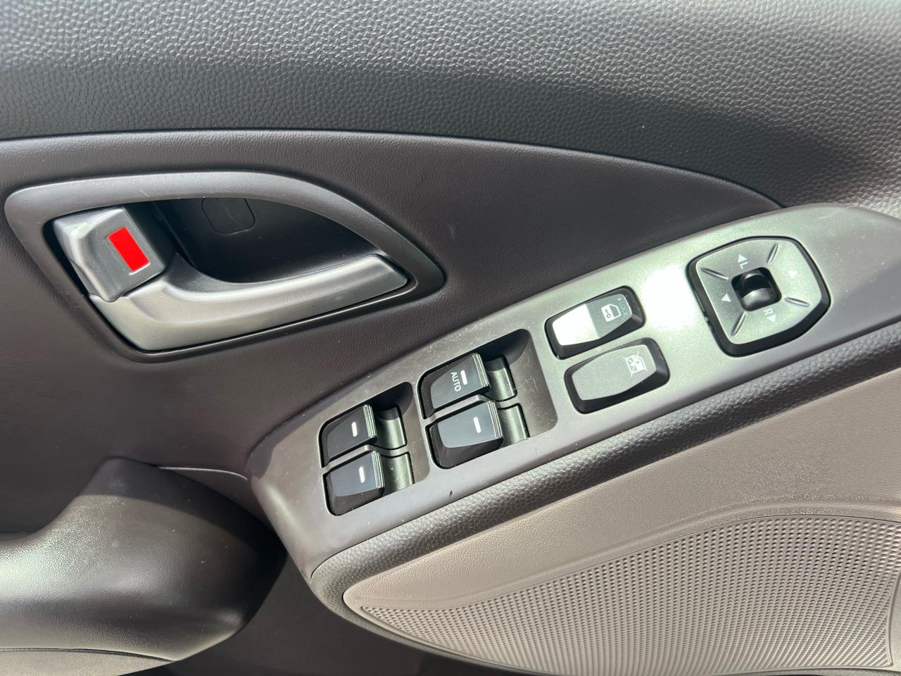 Hyundai Tucson AWD 4dr Auto Limited 2012