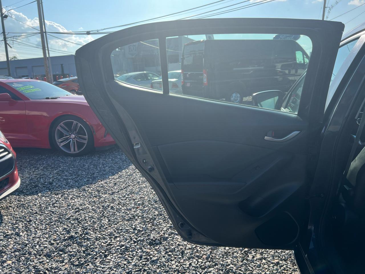 Mazda MAZDA3 4dr Sdn Auto i Grand Touring 2015