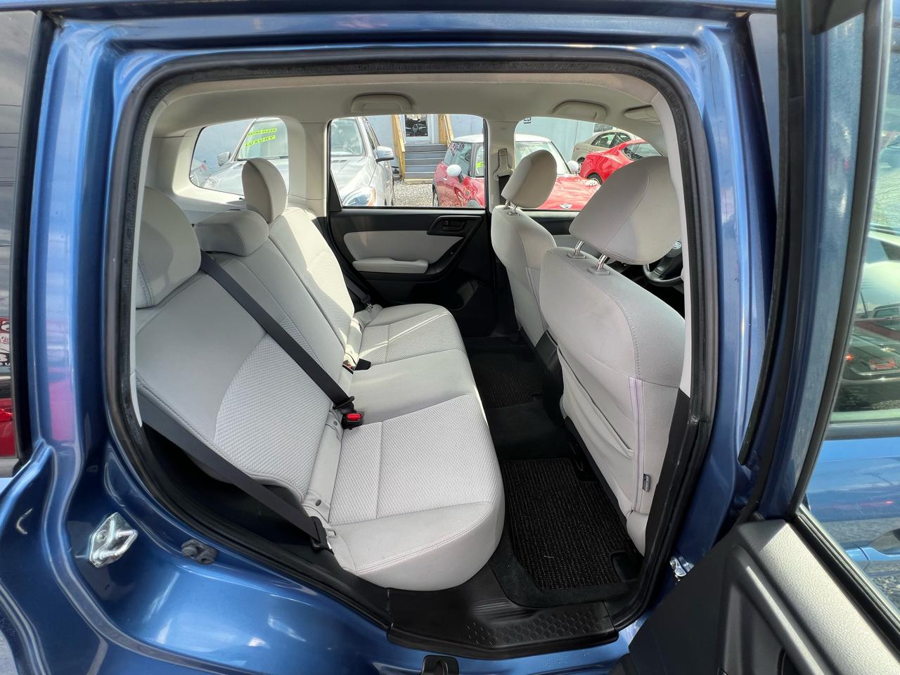 Subaru Forester 2.5i Premium 2015