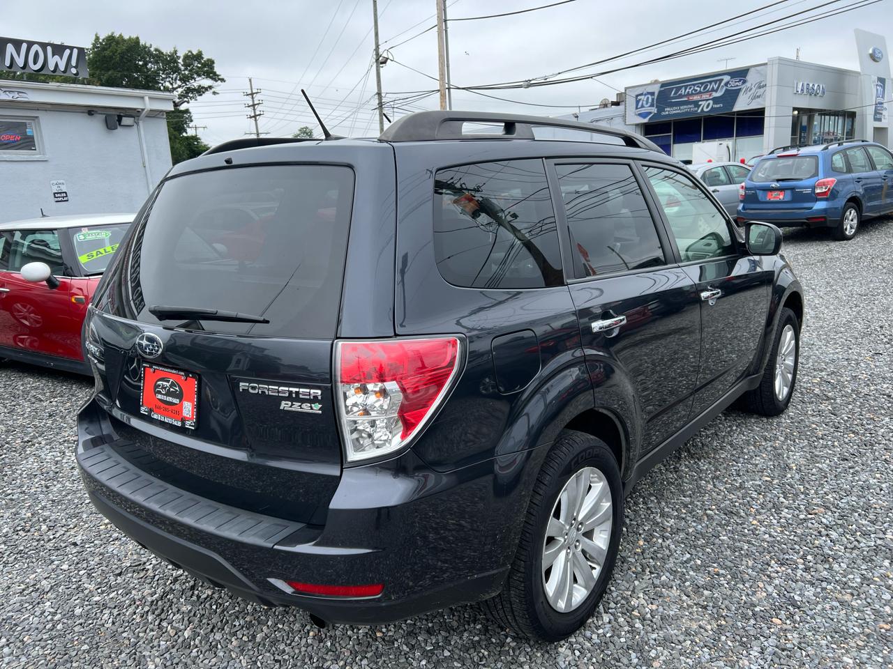 Subaru Forester 2.5X Premium 2013