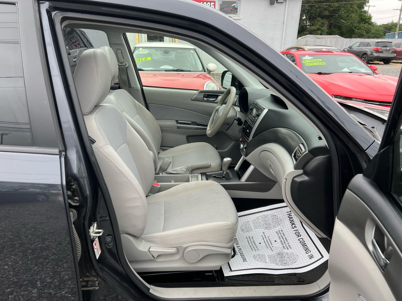 Subaru Forester 2.5X Premium 2013