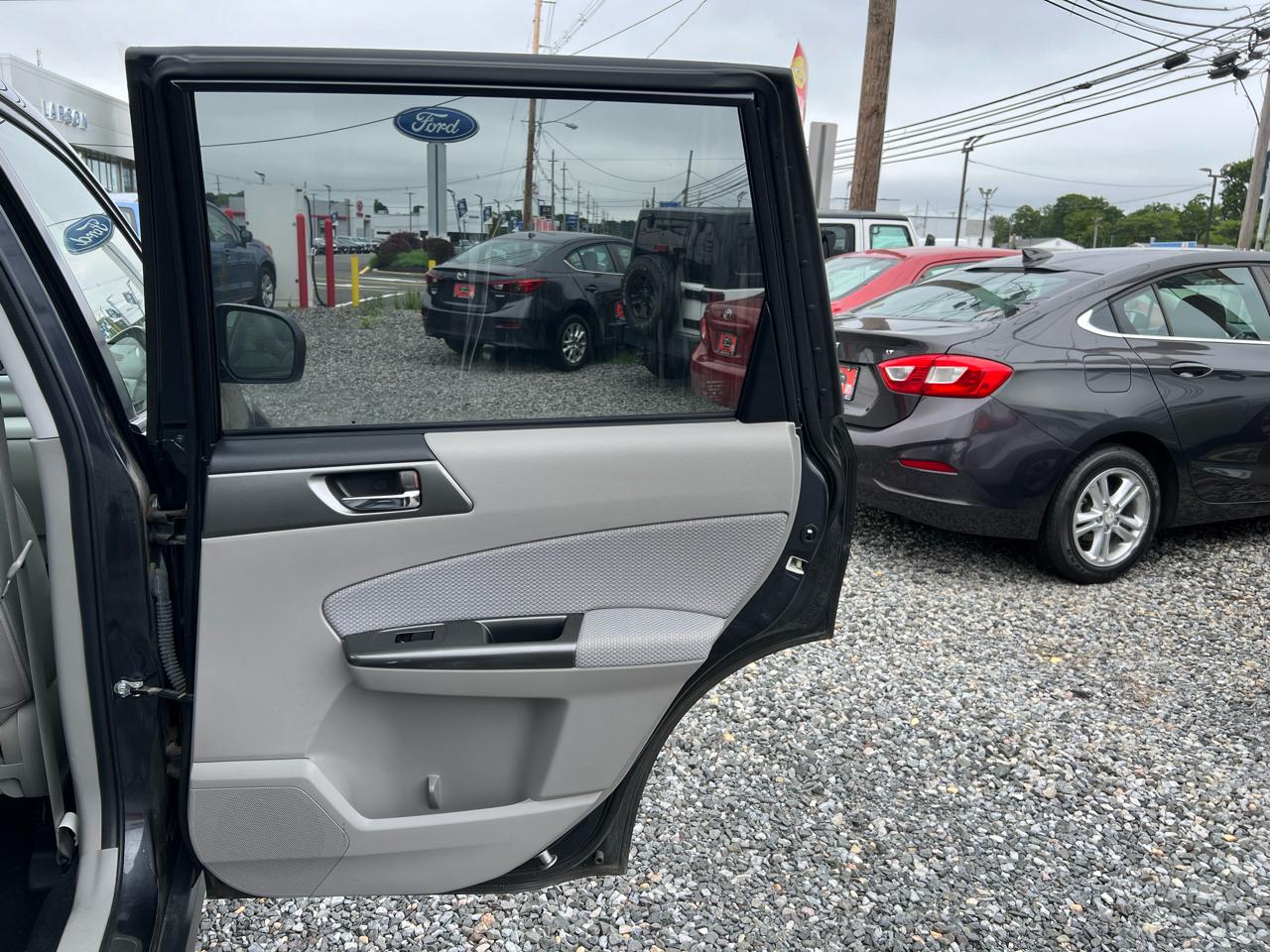 Subaru Forester 2.5X Premium 2013