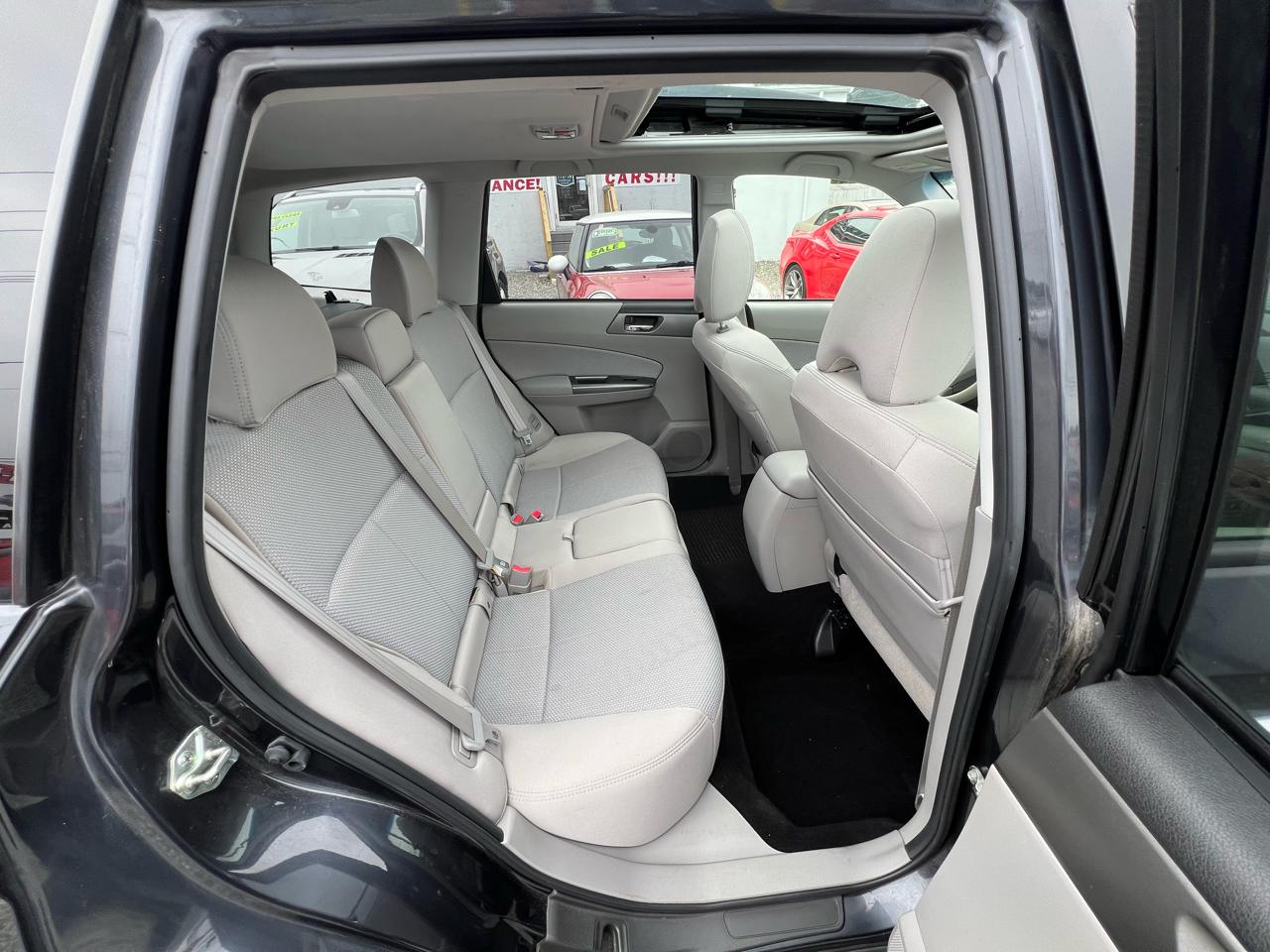 Subaru Forester 2.5X Premium 2013