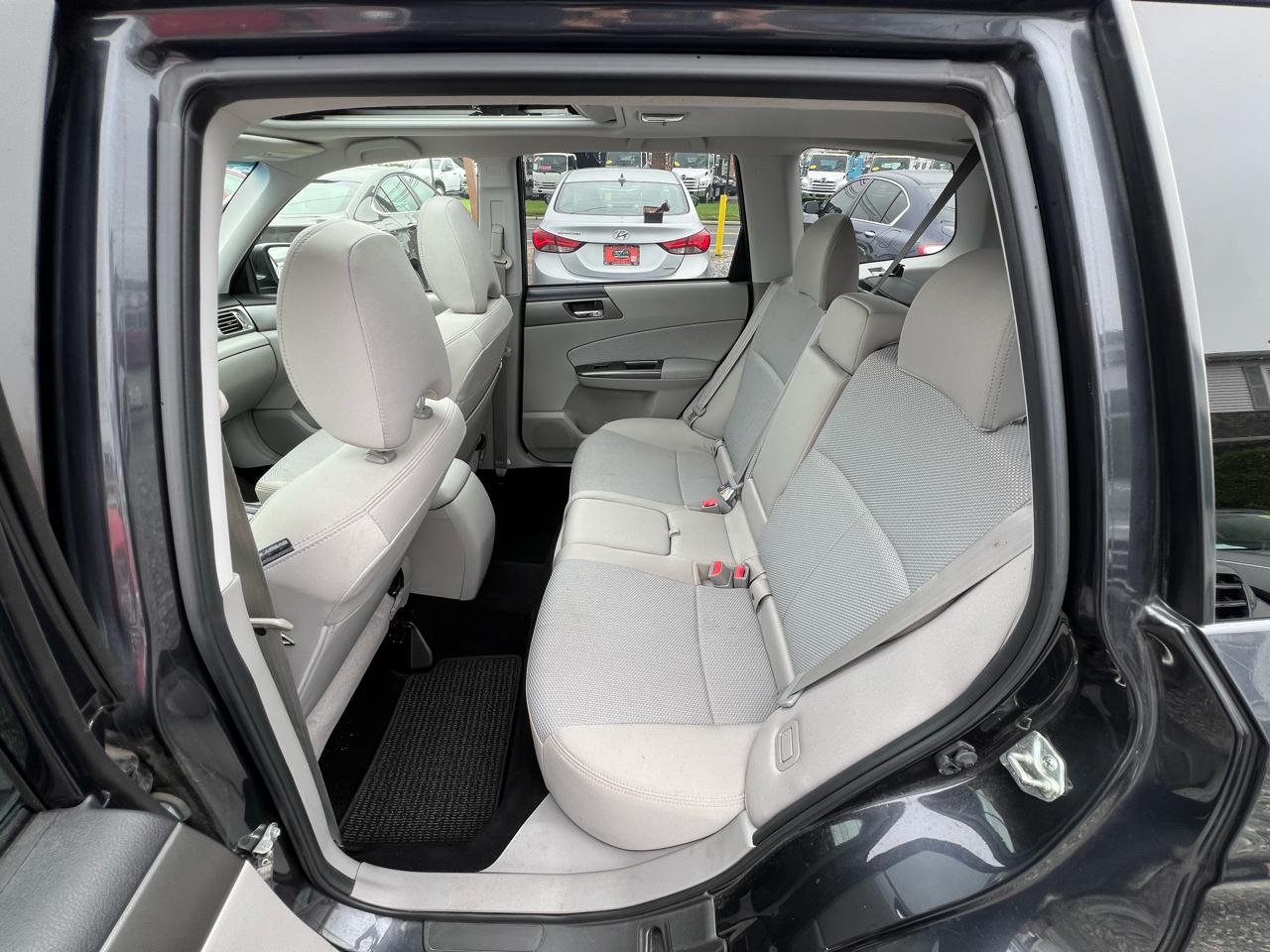 Subaru Forester 2.5X Premium 2013
