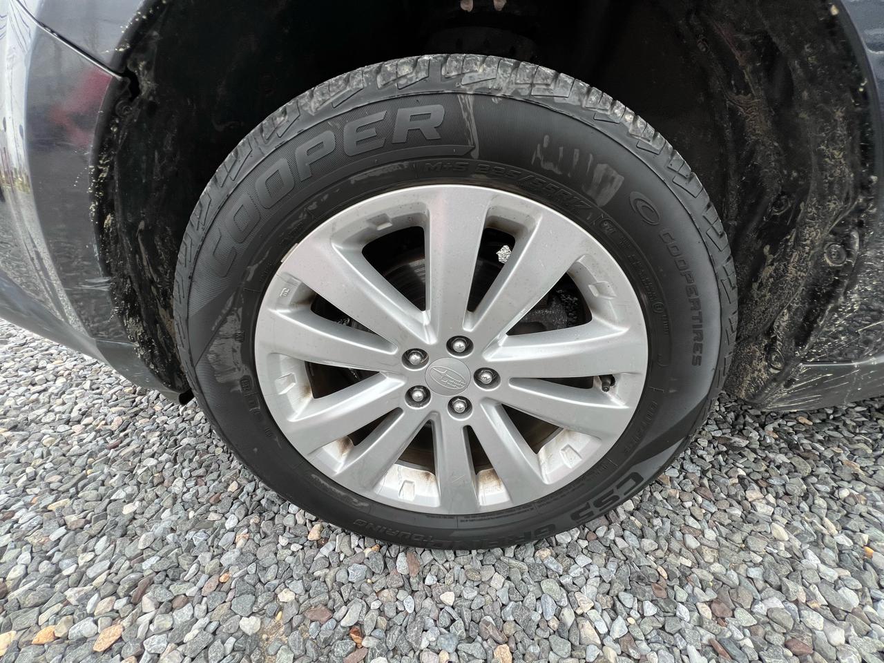 Subaru Forester 2.5X Premium 2013