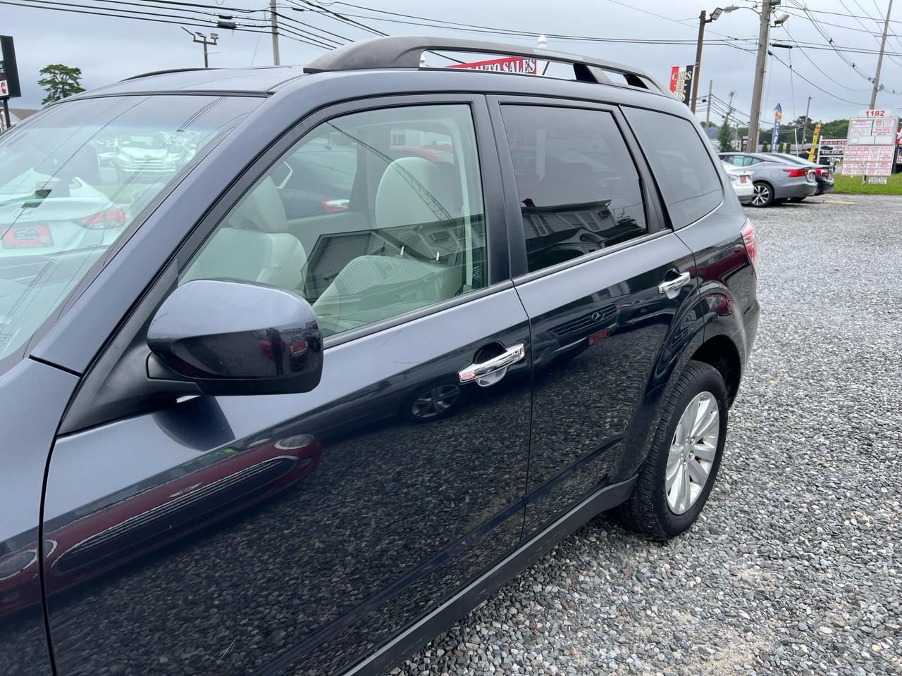 Subaru Forester 2.5X Premium 2013
