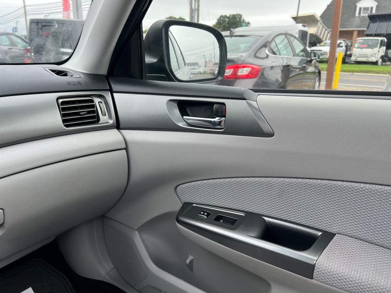 Subaru Forester 2.5X Premium 2013