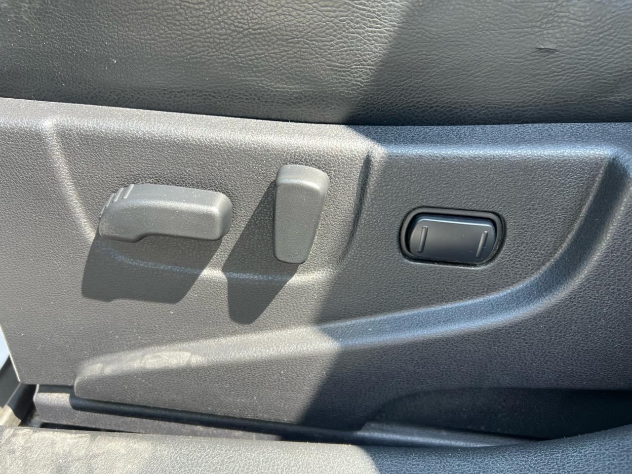 Nissan Rogue AWD 4dr SL 2012
