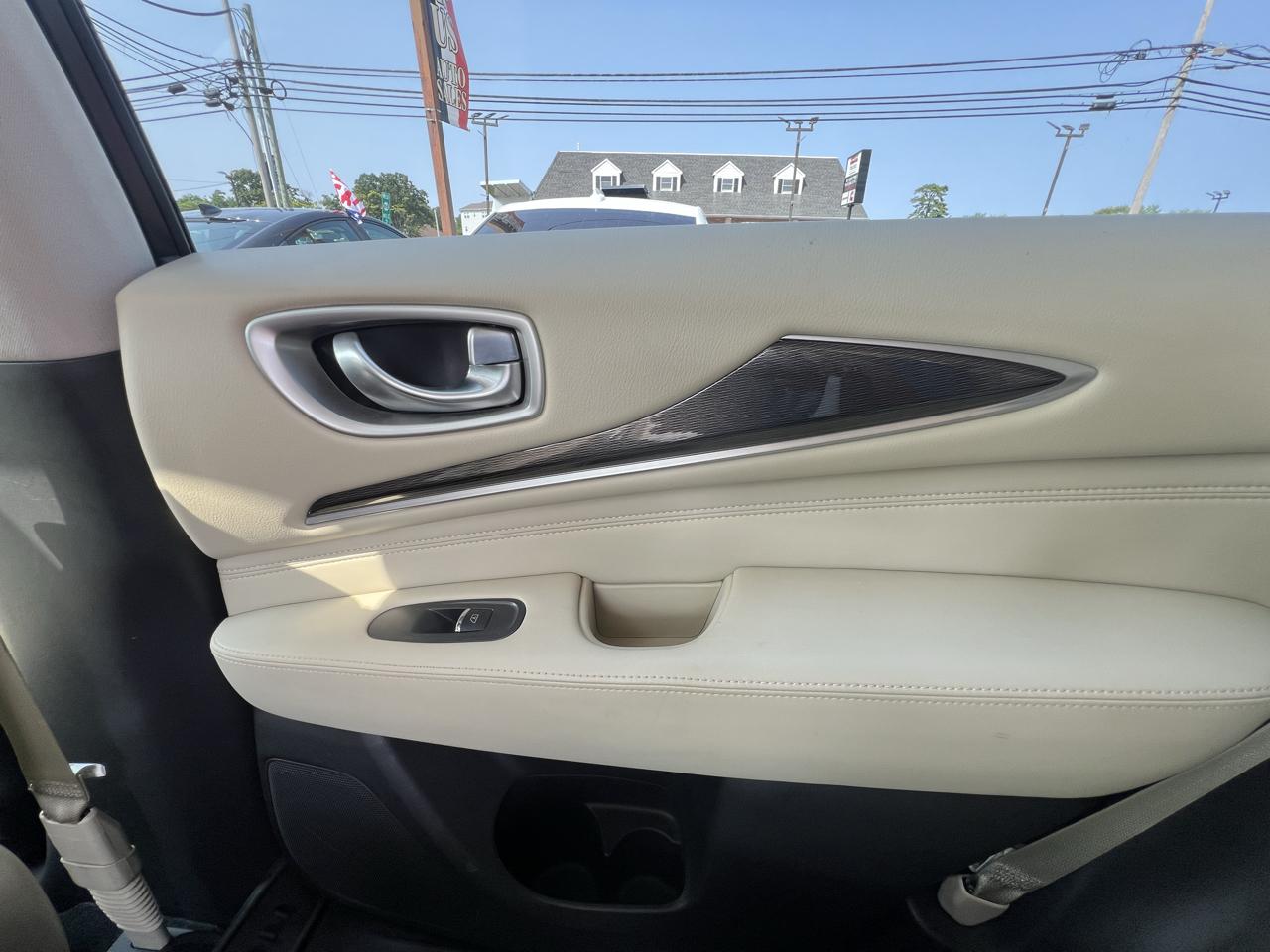 Infiniti QX60 LUXE AWD 2019