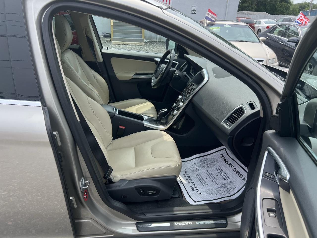 Volvo XC60 T6 Drive-E Platinum AWD 2016