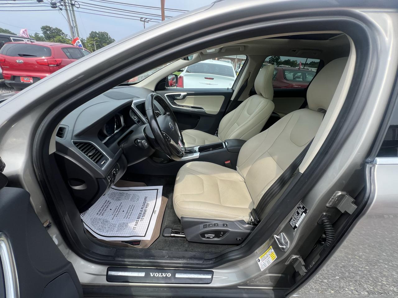 Volvo XC60 T6 Drive-E Platinum AWD 2016