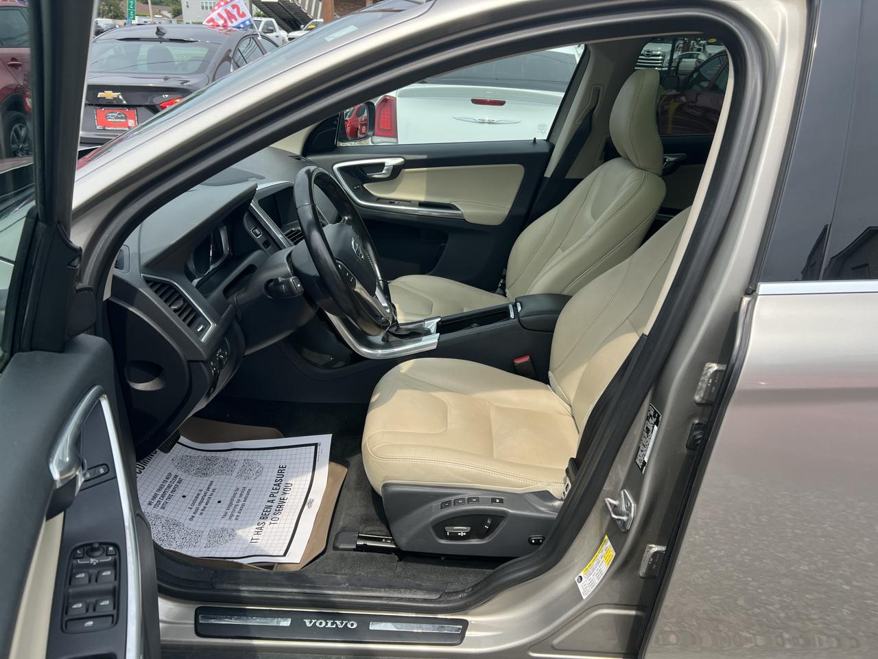 Volvo XC60 T6 Drive-E Platinum AWD 2016