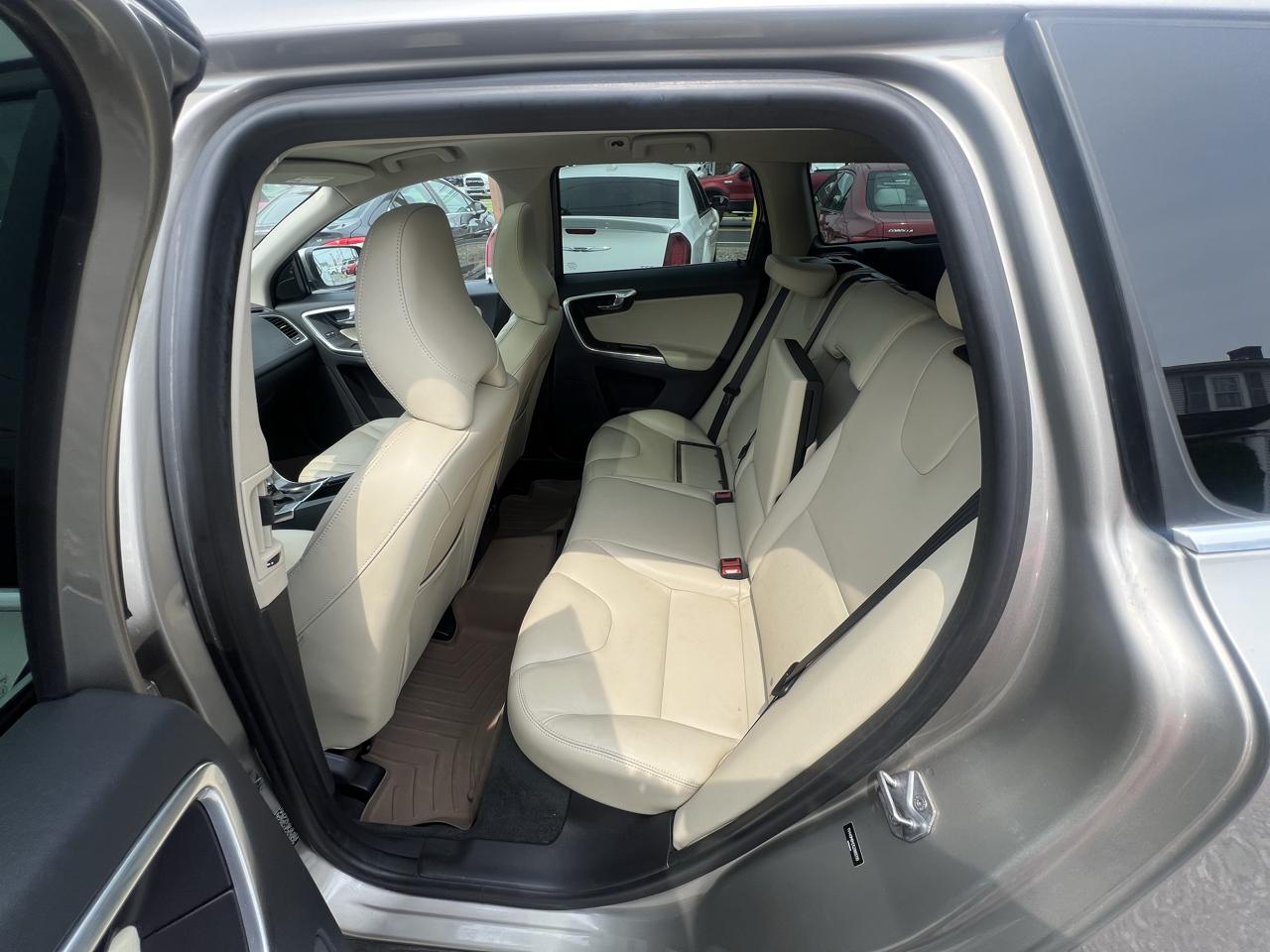 Volvo XC60 T6 Drive-E Platinum AWD 2016