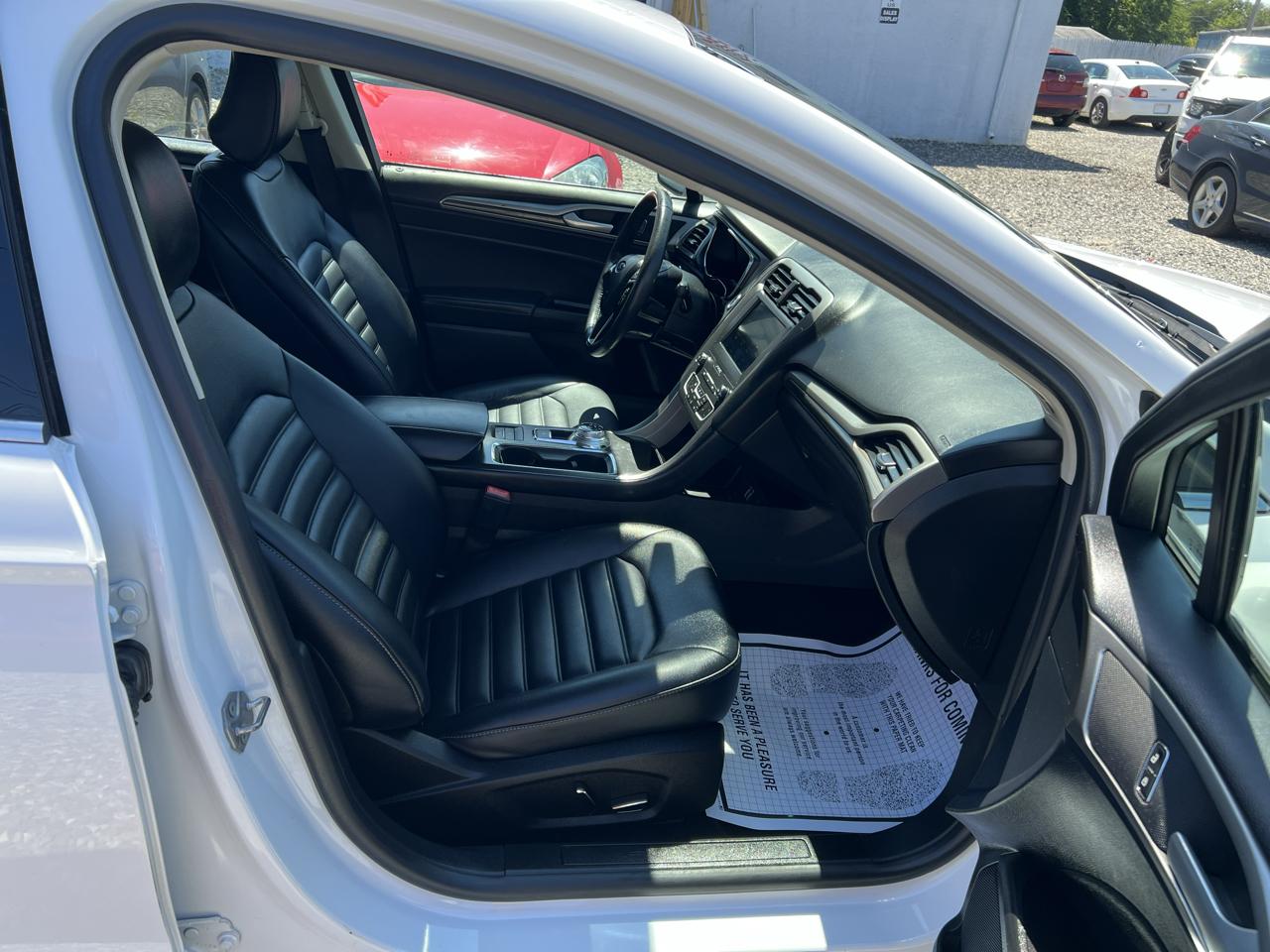 Ford Fusion SEL 2020