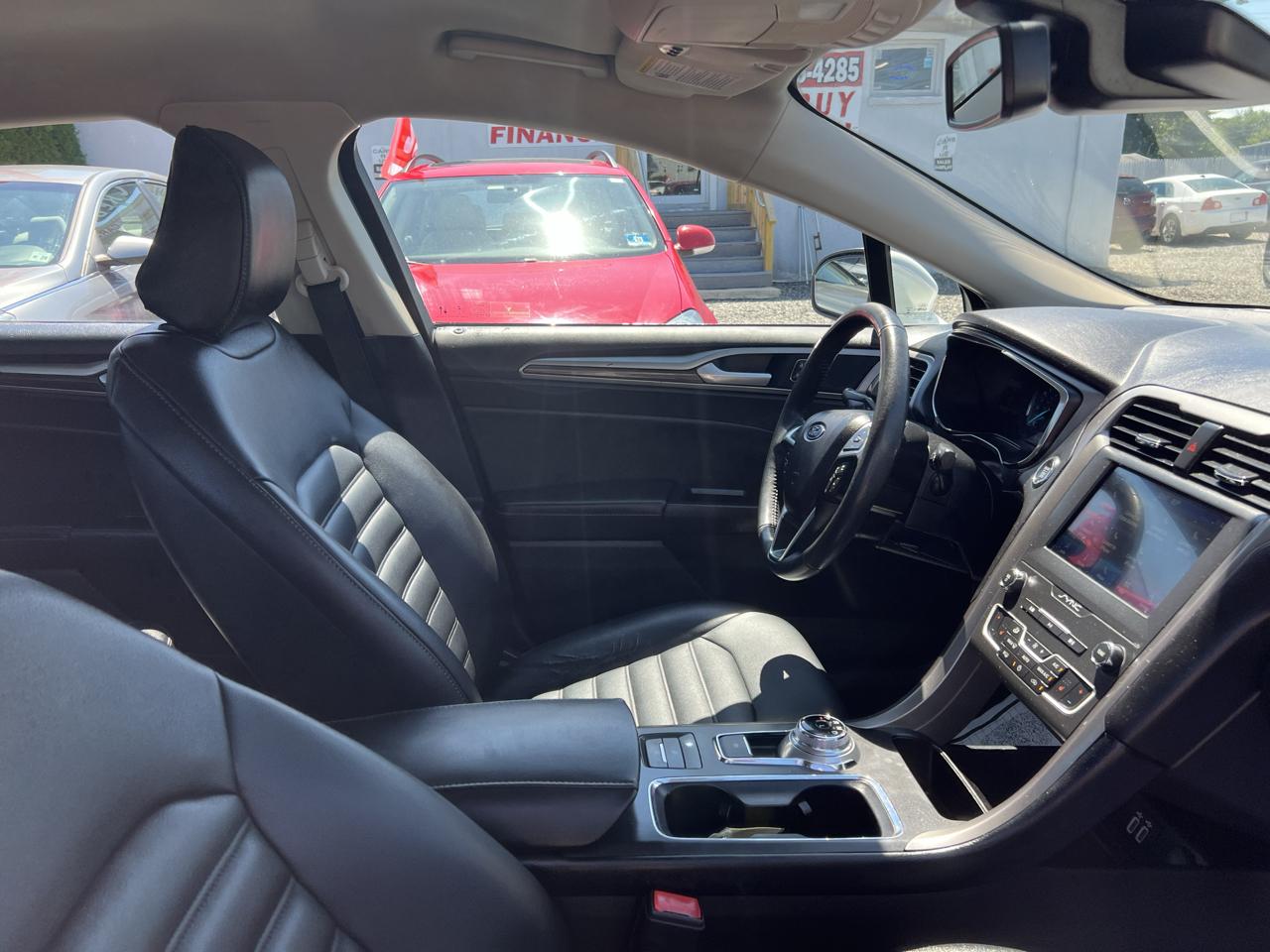 Ford Fusion SEL 2020