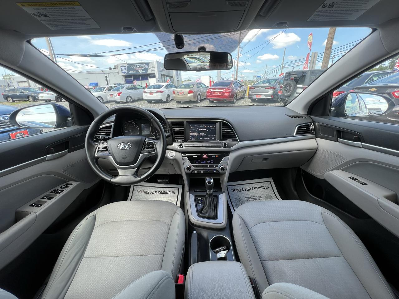 Hyundai Elantra 4dr Sdn Auto Limited SE 2017
